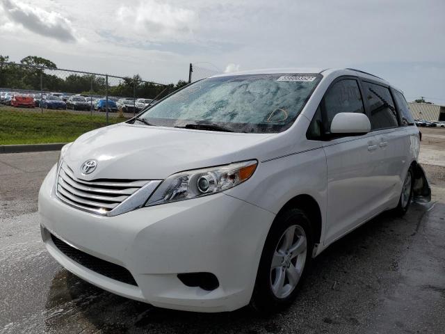 Photo 2 from auction – 2015 TOYOTA SIENNA LE with VIN 5TDKK3DC4FS572896
