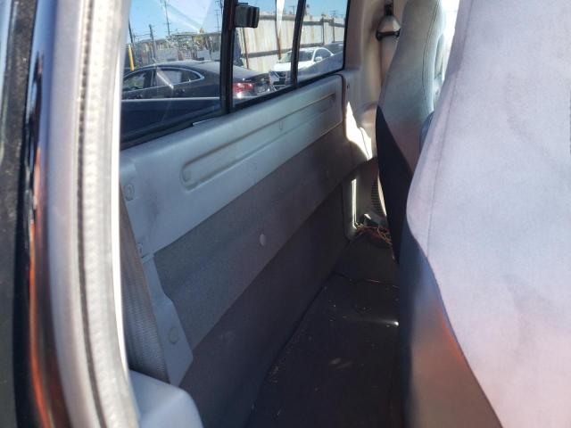 Photo 6 from auction – 2004 FORD F150 SVT L with VIN 2FTRF07394CA11700