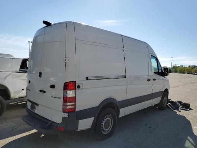 Photo 4 from auction – 2015 MERCEDES-BENZ SPRINTER 2 with VIN WD3PE7DC4F5963065