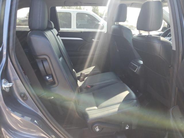 Zdjęcie 6 z aukcji – 2016 TOYOTA HIGHLANDER z VIN 5TDJKRFH9GS236024