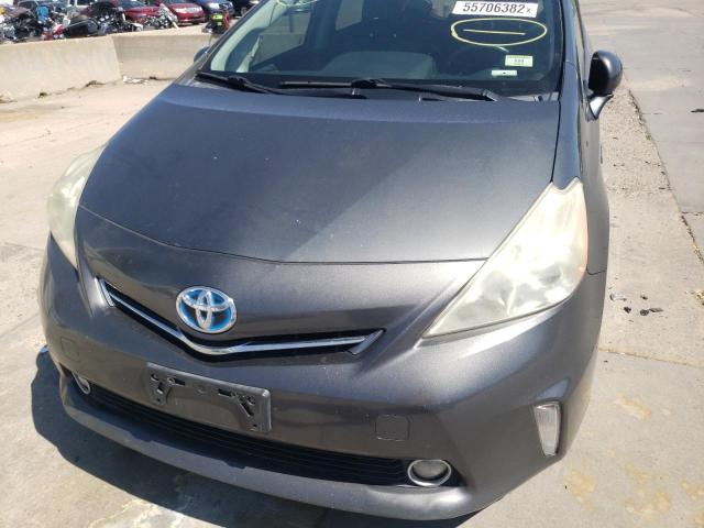 Photo 9 from auction – 2013 TOYOTA PRIUS V with VIN JTDZN3EU1D3222105