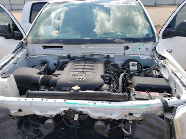 Photo 7 from auction – 2015 TOYOTA TUNDRA DOU with VIN 5TFRY5F15FX177429