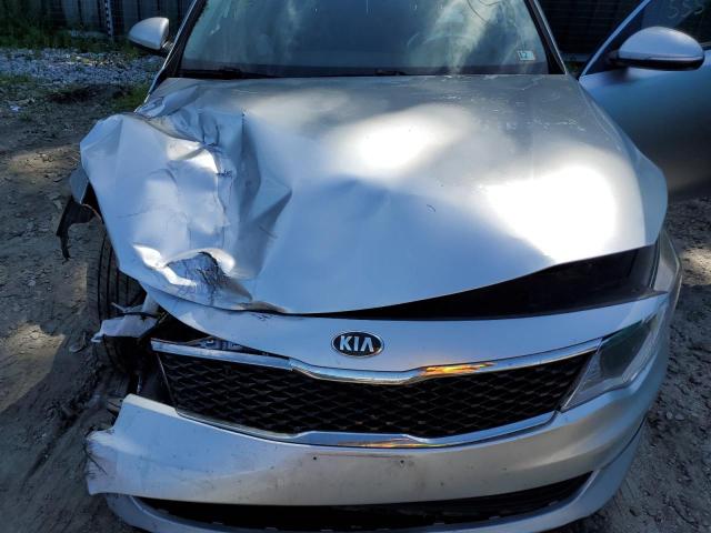 Photo 7 from auction – 2017 KIA OPTIMA LX with VIN 5XXGT4L38HG148782