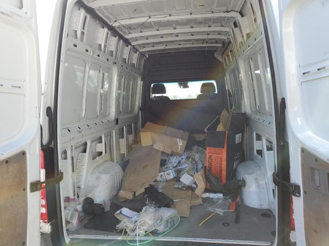 Photo 6 from auction – 2015 MERCEDES-BENZ SPRINTER 2 with VIN WD3PE7DC4F5963065