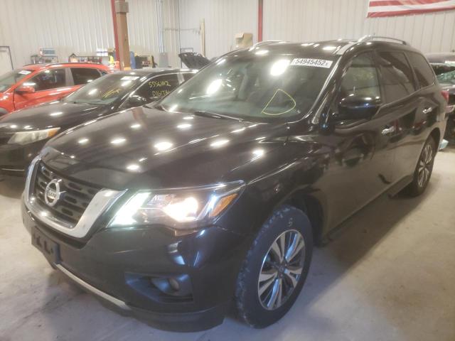 Photo 2 from auction – 2017 NISSAN PATHFINDER with VIN 5N1DR2MN3HC613602