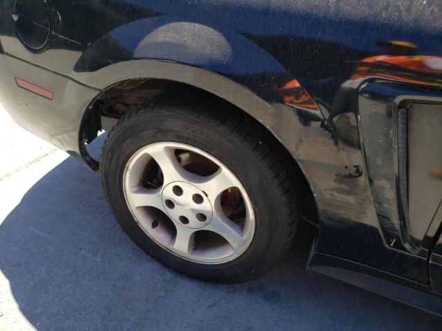 Photo 9 from auction – 2001 FORD MUSTANG with VIN 1FAFP44471F126788