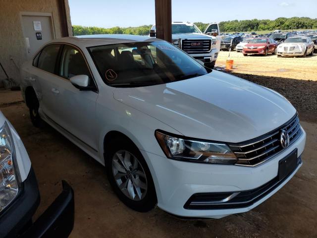 Photo 1 from auction – 2016 VOLKSWAGEN PASSAT S with VIN 1VWAS7A36GC025099