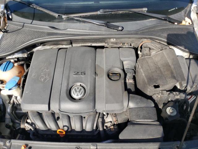 Photo 7 from auction – 2013 VOLKSWAGEN PASSAT S with VIN 1VWAP7A34DC063315