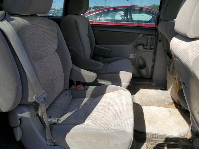 Photo 6 from auction – 2010 TOYOTA SIENNA CE with VIN 5TDKK4CC2AS341284