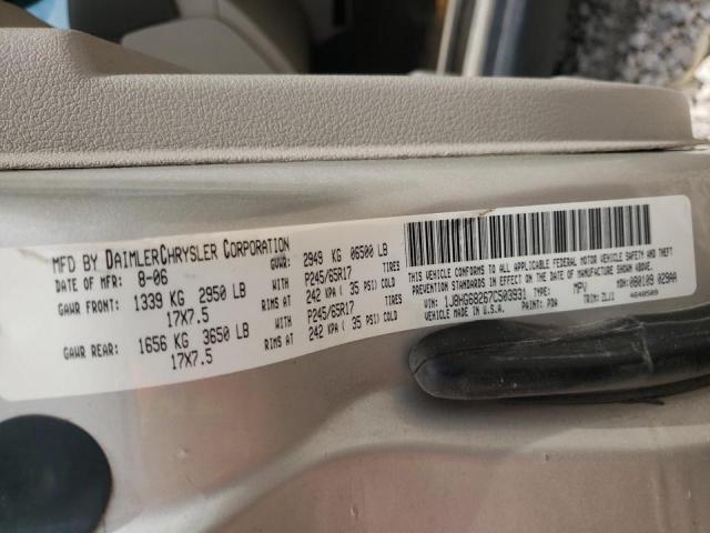 Photo 10 from auction – 2007 JEEP COMMANDER with VIN 1J8HG68267C503931