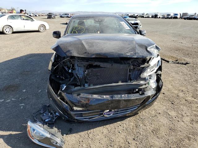 Photo 9 from auction – 2016 VOLVO S60 PREMIE with VIN YV126MFK0G2408773