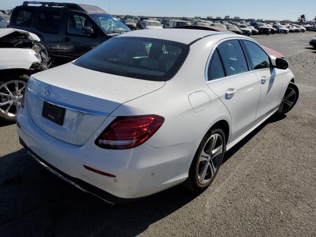 Photo 4 from auction – 2017 MERCEDES-BENZ E 300 with VIN WDDZF4JB0HA195364