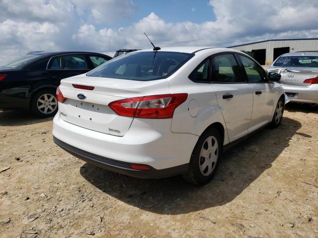 Photo 4 from auction – 2014 FORD FOCUS S with VIN 1FADP3E20EL260919
