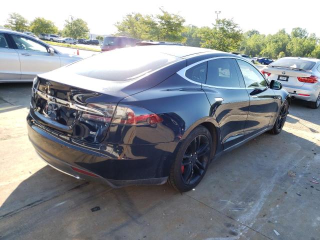 Photo 4 from auction – 2015 TESLA MODEL S 85 with VIN 5YJSA1H2XFFP77832