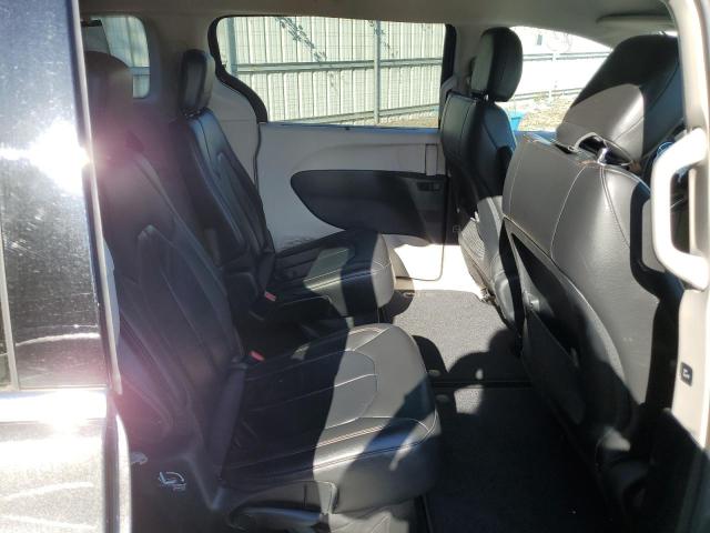 Photo 6 from auction – 2017 CHRYSLER PACIFICA T with VIN 2C4RC1BG2HR621921