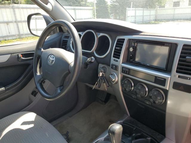 Photo 9 from auction – 2004 TOYOTA 4RUNNER SR with VIN JTEBU14RX40028904