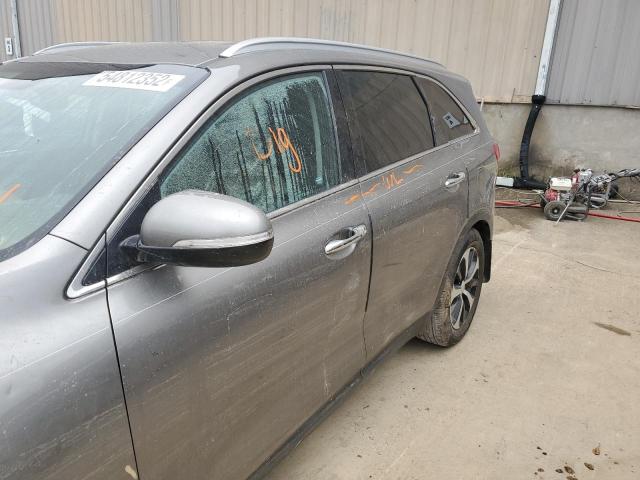 Photo 9 from auction – 2018 KIA SORENTO EX with VIN 5XYPHDA51JG401142
