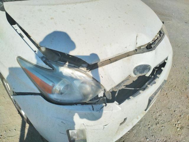 Photo 9 from auction – 2011 TOYOTA PRIUS with VIN JTDKN3DU3B0270707