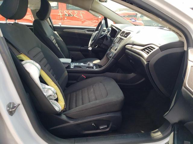 Photo 5 from auction – 2017 FORD FUSION SE with VIN 3FA6P0LU2HR385731