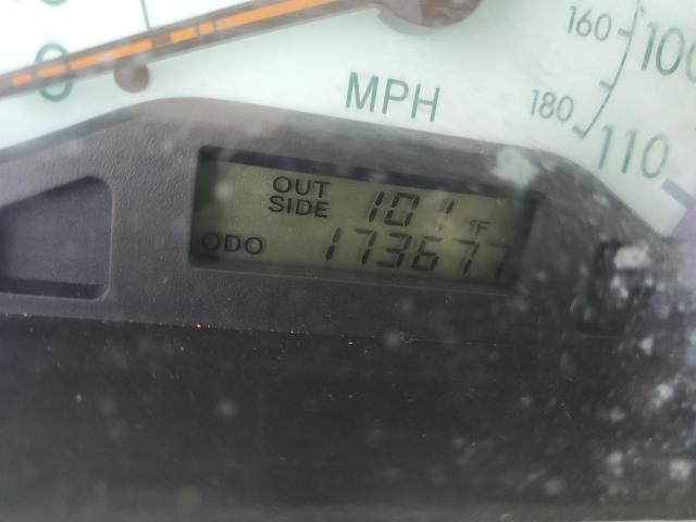 Photo 8 from auction – 2003 TOYOTA COROLLA CE with VIN 2T1BR32E33C103965