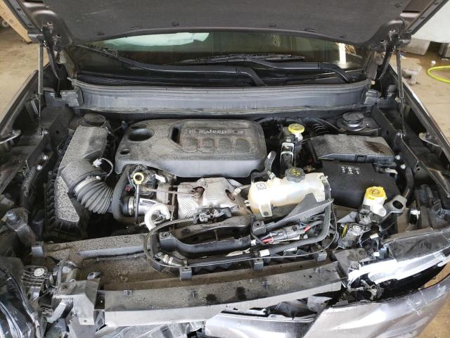 Photo 7 from auction – 2019 JEEP CHEROKEE L with VIN 1C4PJLLN4KD215574