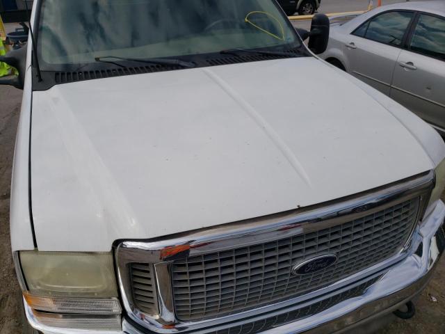 Photo 9 from auction – 2002 FORD EXCURSION with VIN 1FMNU43S92EB40421
