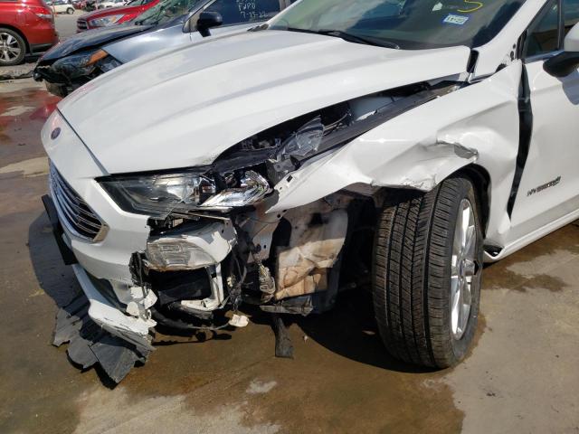 Photo 9 from auction – 2017 FORD FUSION SE with VIN 3FA6P0LU2HR385731