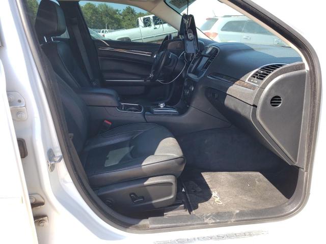 Photo 5 from auction – 2016 CHRYSLER 300C with VIN 2C3CCAET3GH135402