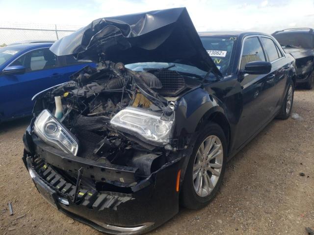 Photo 2 from auction – 2017 CHRYSLER 300 LIMITE with VIN 2C3CCAAG2HH646450