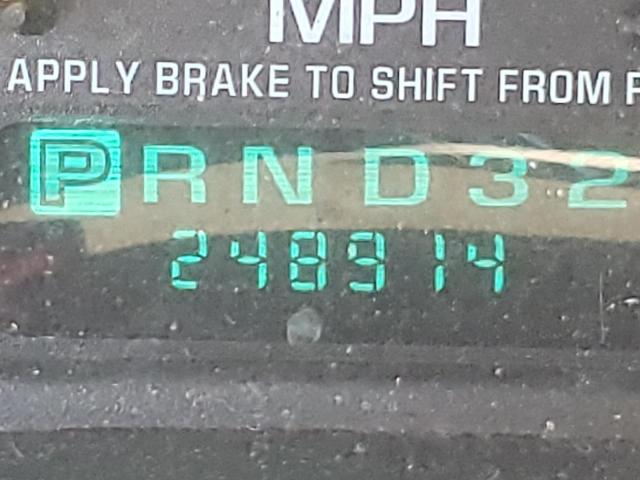 Photo 8 from auction – 2000 CHEVROLET SILVERADO with VIN 1GCEC19TXYZ143352