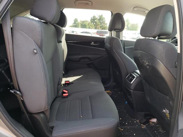 Photo 6 from auction – 2016 KIA SORENTO LX with VIN 5XYPGDA39GG136836