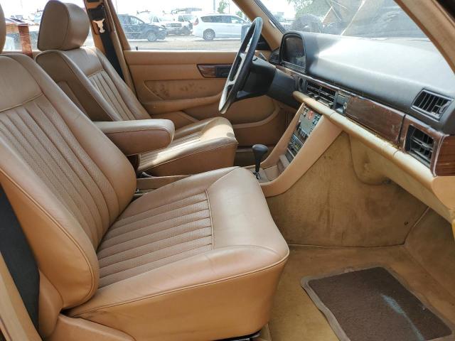 Photo 5 from auction – 1983 MERCEDES-BENZ 300 SD with VIN WDBCB20A2DB043470