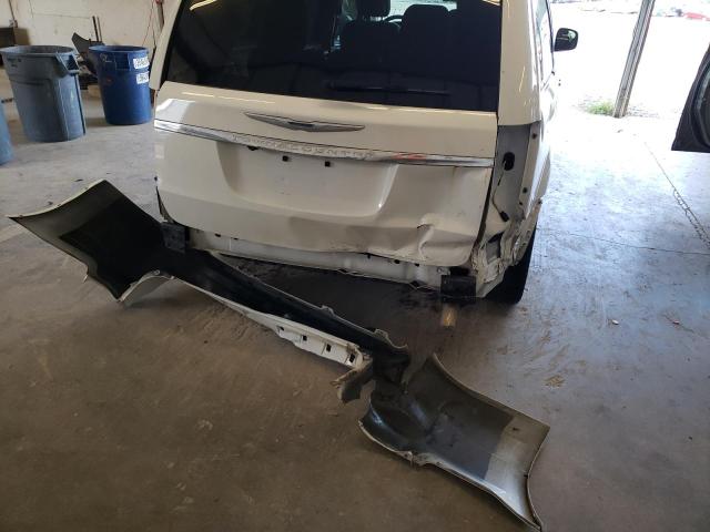 Photo 9 from auction – 2016 CHRYSLER TOWN & COU with VIN 2C4RC1BG5GR112274