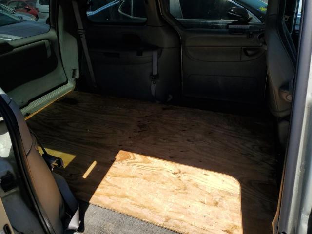 Photo 6 from auction – 2000 DODGE CARAVAN with VIN 2B4GP25G2YR880273