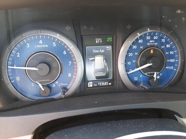Photo 8 from auction – 2018 TOYOTA SIENNA XLE with VIN 5TDYZ3DC1JS923911