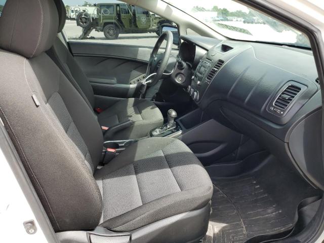 Photo 5 from auction – 2017 KIA FORTE LX with VIN 3KPFK4A74HE115226