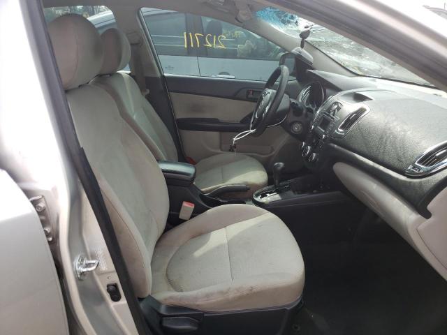 Photo 5 from auction – 2010 KIA FORTE EX with VIN KNAFU4A25A5200492