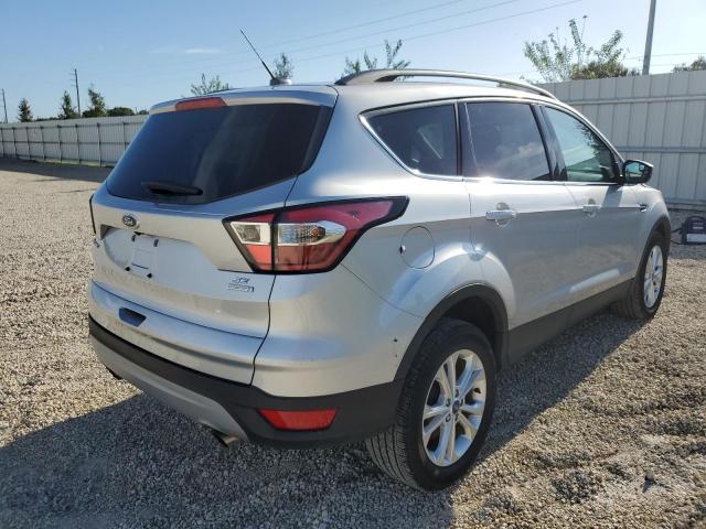 Photo 4 from auction – 2018 FORD ESCAPE SE with VIN 1FMCU0GD7JUD56784