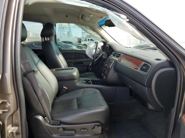 Photo 5 from auction – 2011 CHEVROLET SUBURAN with VIN 1GNSCJE02BR296384