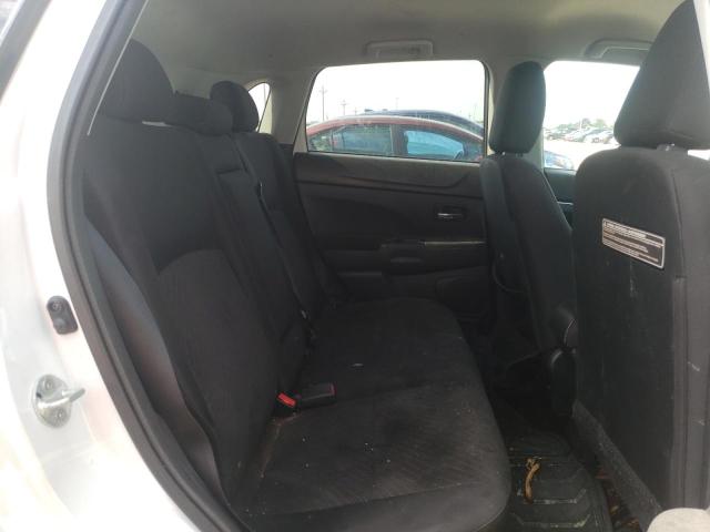Photo 6 from auction – 2015 MITSUBISHI OUTLANDER with VIN 4A4AP4AU0FE002831