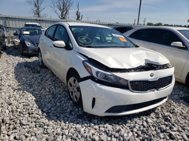KIA FORTE LX 2017 with VIN 3KPFK4A7XHE071085 - Photo from auction