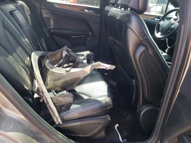 Photo 6 from auction – 2016 LINCOLN MKC RESERV with VIN 5LMCJ3C93GUJ31909