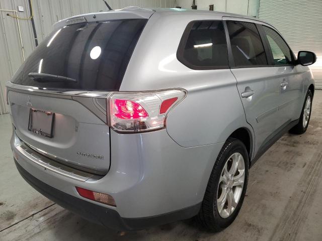 Photo 4 from auction – 2014 MITSUBISHI OUTLANDER with VIN JA4AD3A34EZ001359