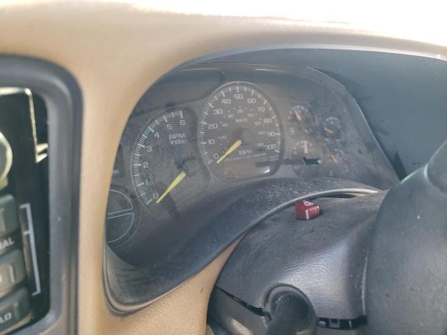 Photo 8 from auction – 2000 CHEVROLET SUBURBAN K with VIN 3GNFK16T6YG119830