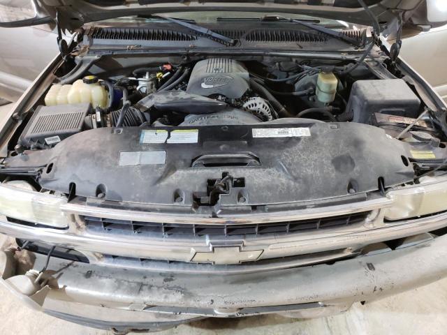 Photo 7 from auction – 2001 CHEVROLET SUBURBAN with VIN 3GNFK16T61G126749
