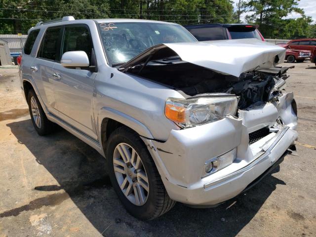 TOYOTA 4RUNNER SR 2011 with VIN JTEZU5JRXB5030100 - Photo from auction