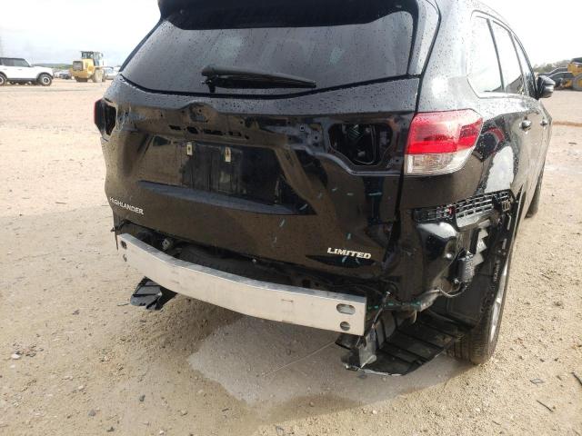 Photo 9 from auction – 2017 TOYOTA HIGHLANDER with VIN 5TDYZRFH2HS210389
