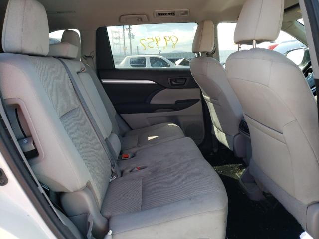 Photo 6 from auction – 2016 TOYOTA HIGHLANDER with VIN 5TDBKRFH1GS322870