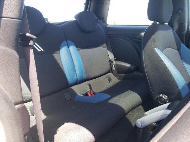 Photo 6 from auction – 2007 MINI COOPER with VIN WMWMF33527TT58361