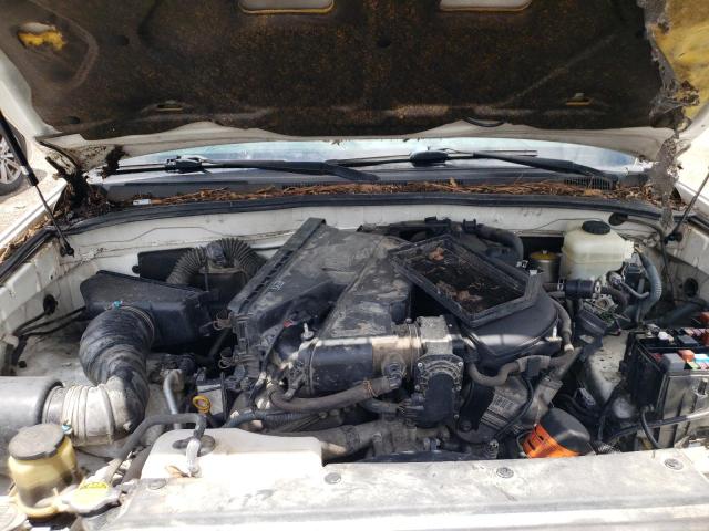 Photo 9 from auction – 2005 TOYOTA 4RUNNER SR with VIN JTEBU14R450056215